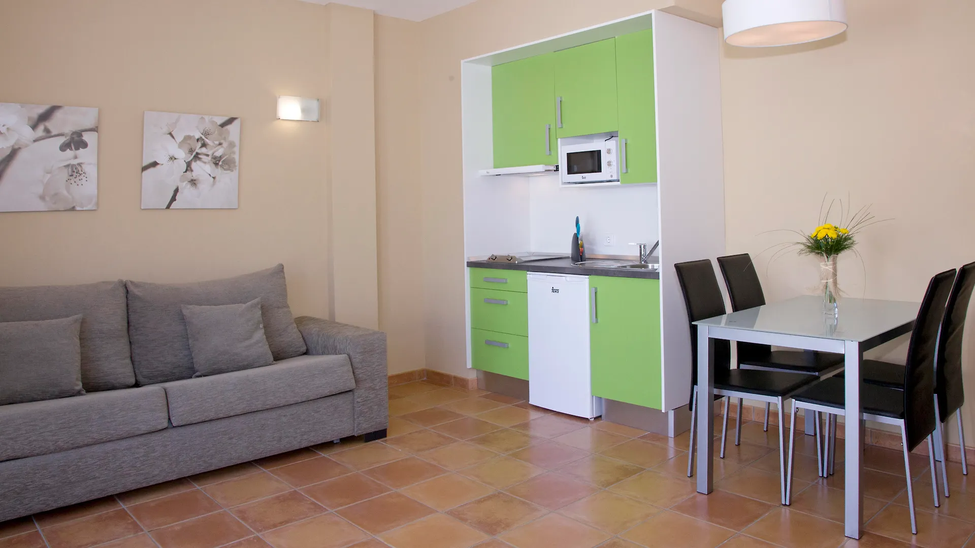 Hotel La Pergola Mallorca Port D'Andratx 4*,
