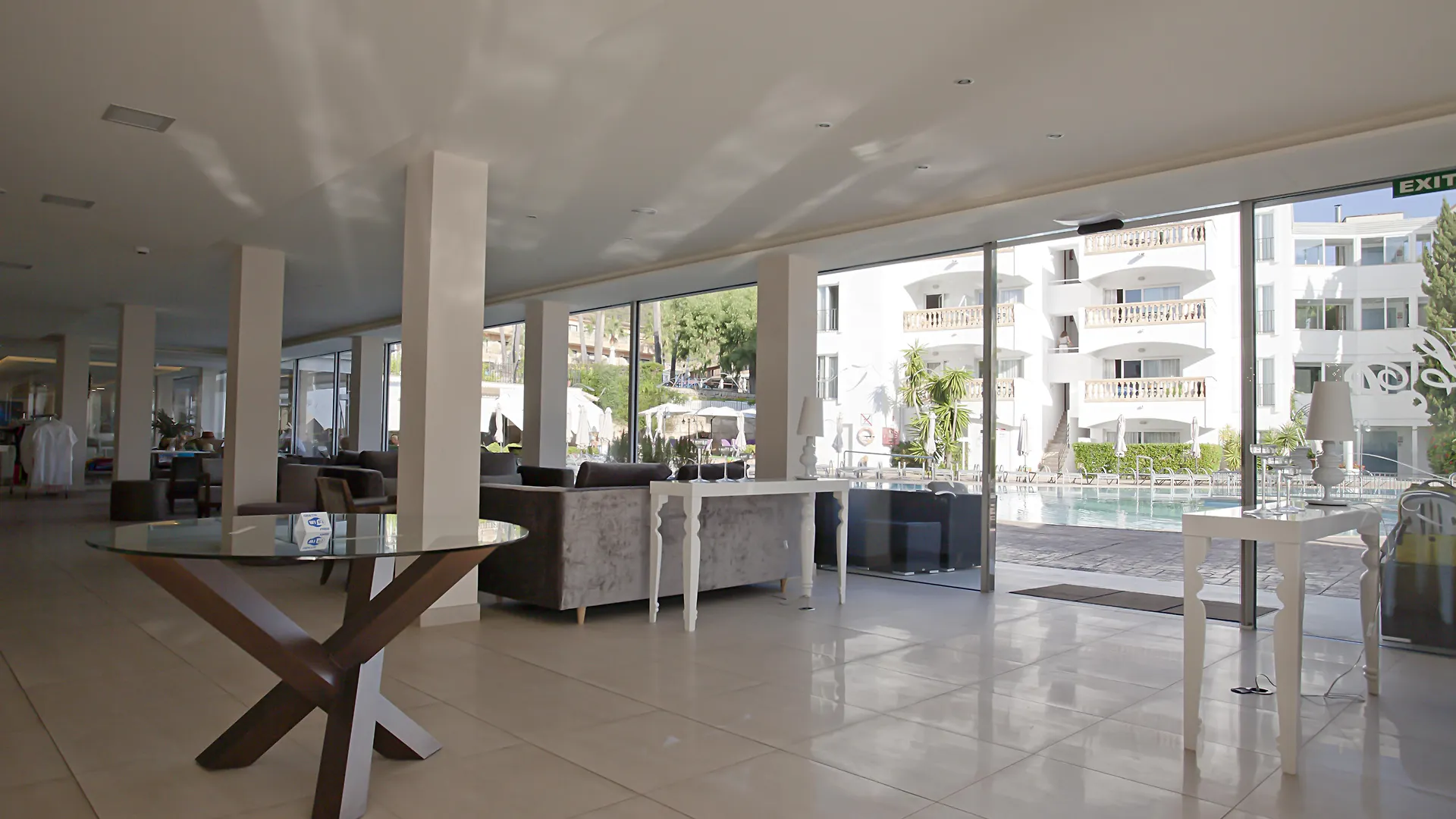 ****  Aparthotel La Pérgola Puerto de Andrach Spagna