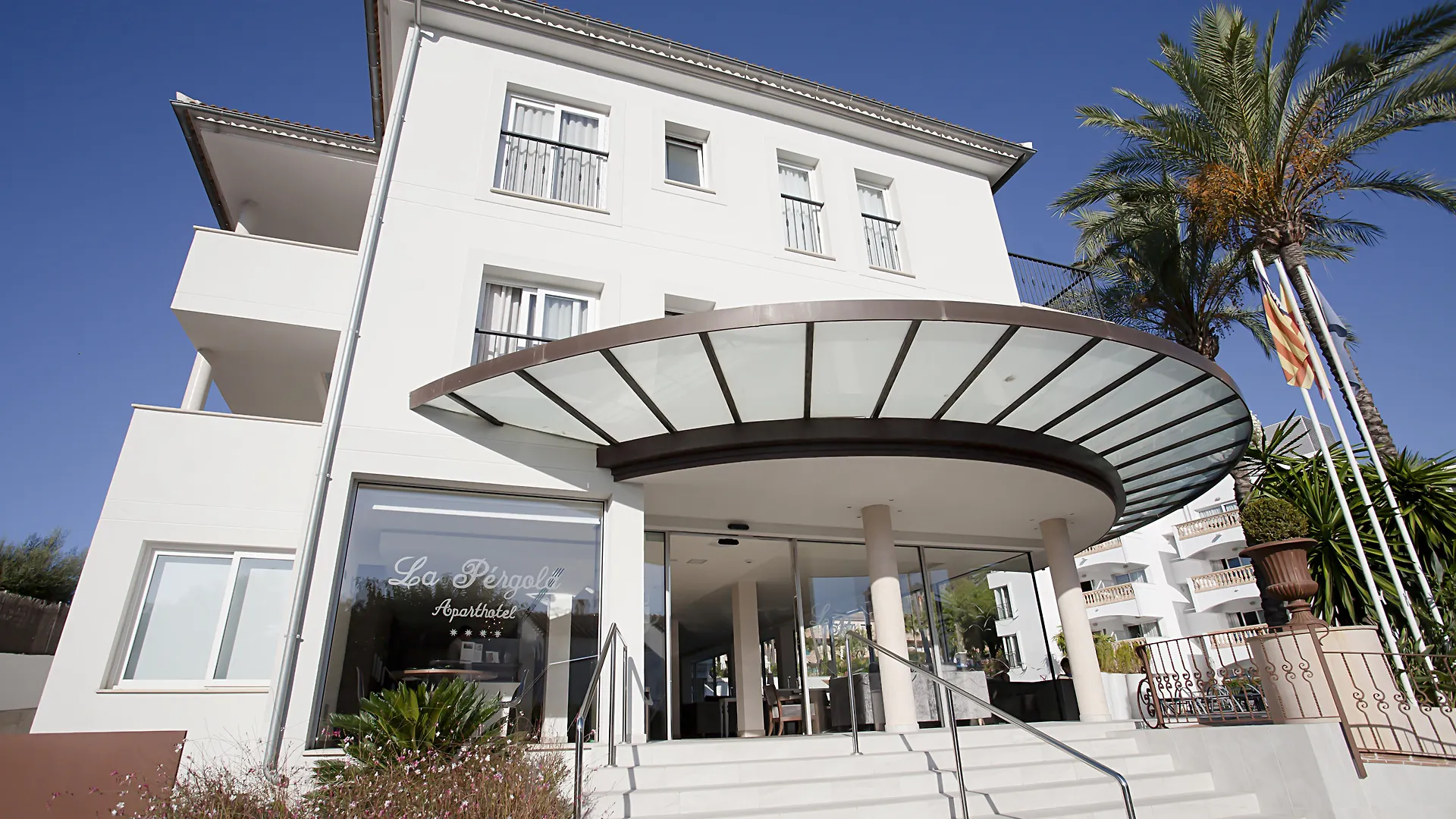 Hotel La Pergola Mallorca Port D'Andratx 4*,