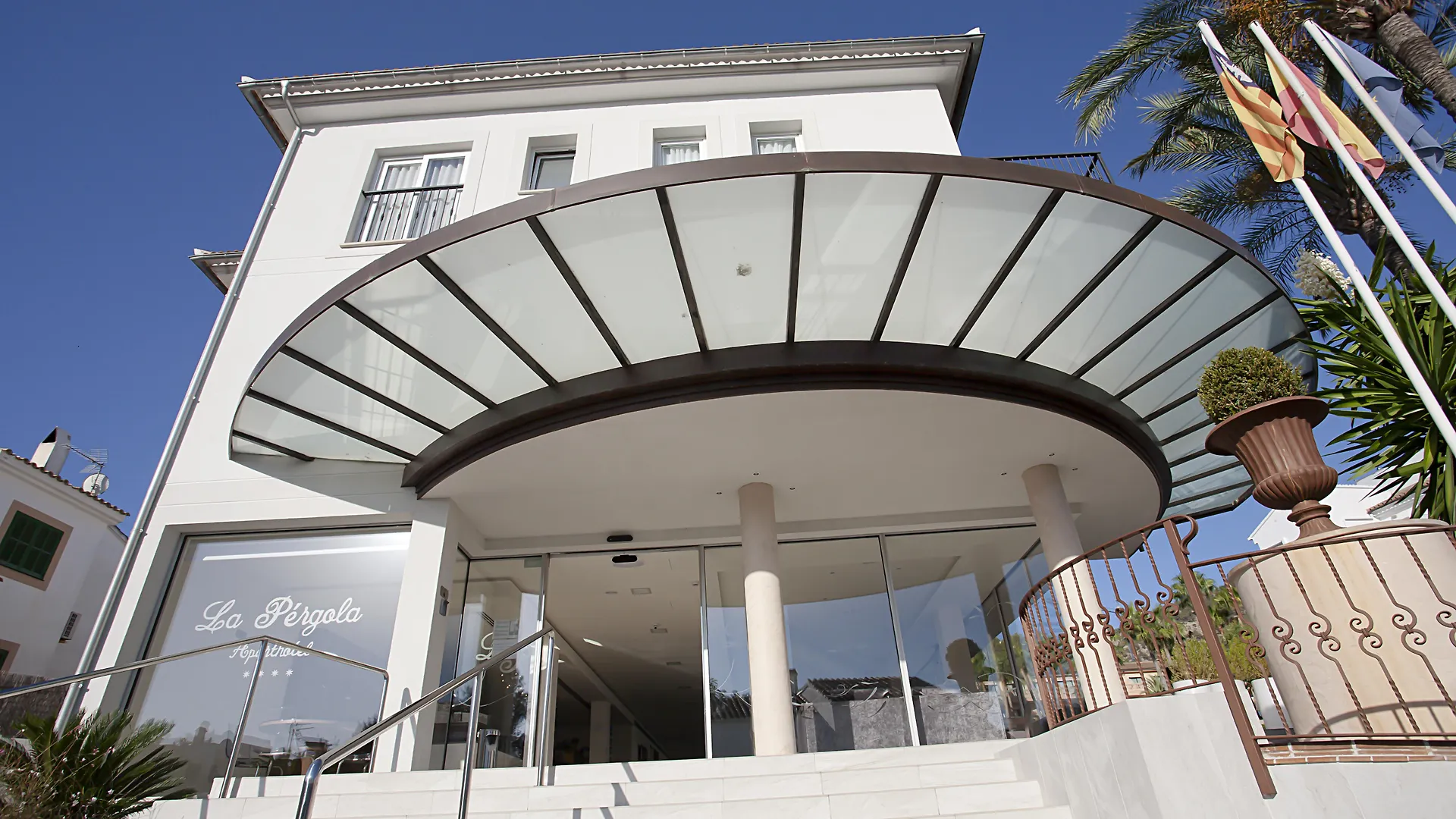 Hotel La Pergola Mallorca Port D'Andratx Aparthotel